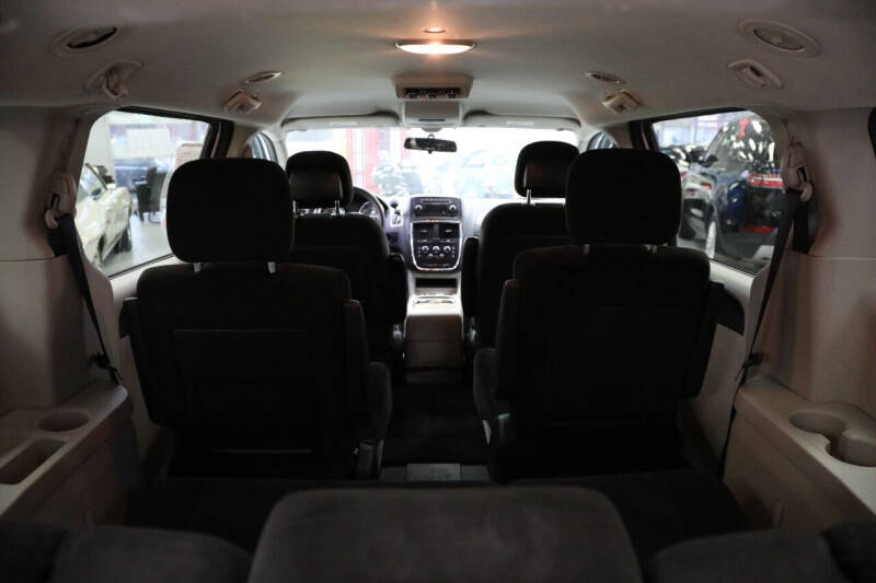 2015 Dodge Grand Caravan SXT Plus