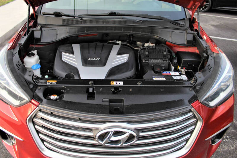 2018 Hyundai Santa Fe SE