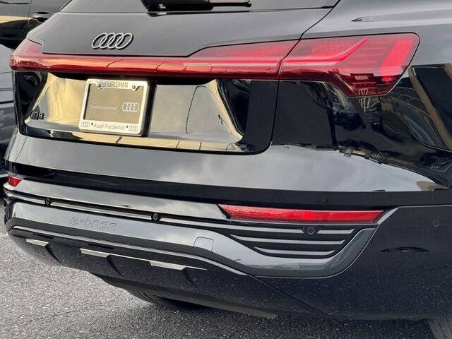 2024 Audi Q8 e-tron quattro Premium Plus