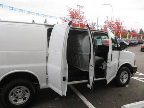 2021 Chevrolet Express 2500