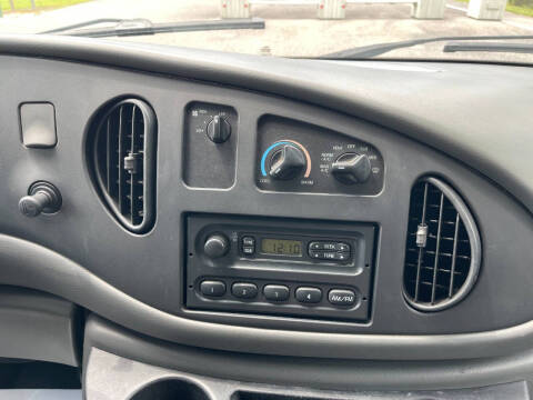 2008 Ford E-Series E-250