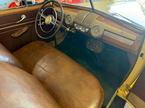 1948 Ford Super Deluxe