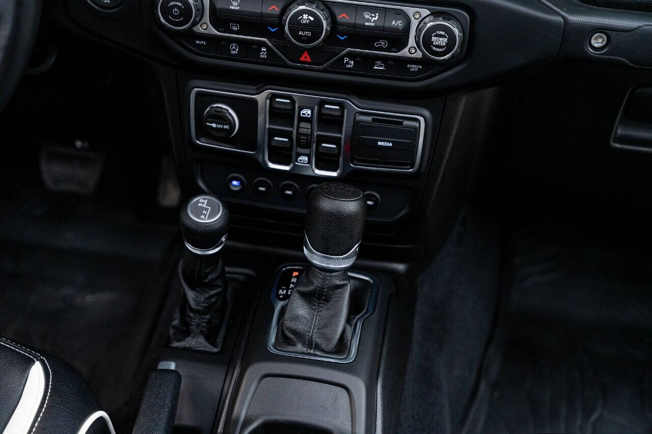 2020 JEEP Gladiator Pickup - $56,999