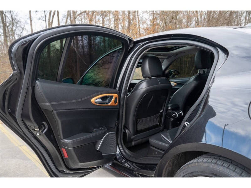 2017 Alfa Romeo Giulia Ti