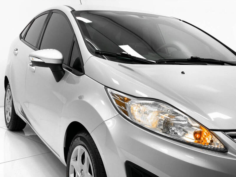 2013 Ford Fiesta SE