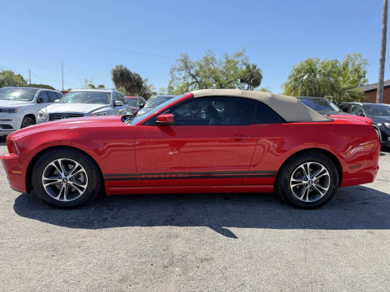 2014 Ford Mustang V6