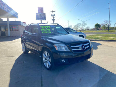 2010 Mercedes-Benz GLK for sale at CAR SOURCE OKC in Oklahoma City OK