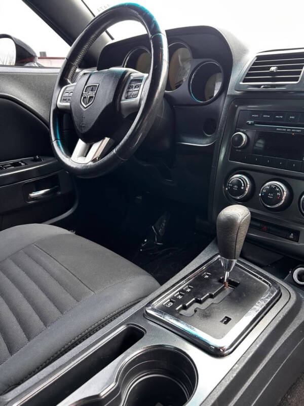 2012 Dodge Challenger SXT