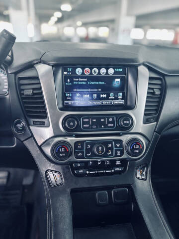 2017 Chevrolet Suburban LT