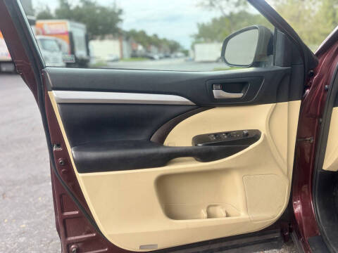 2016 Toyota Highlander XLE