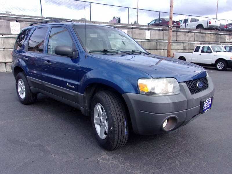 2007 Ford Escape Hybrid for sale at Delta Auto Sales in Milwaukie OR