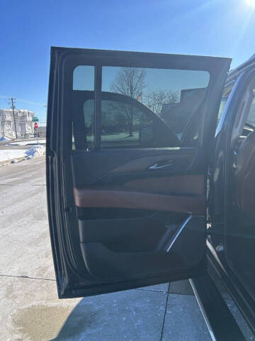 2019 Cadillac Escalade ESV Premium Luxury