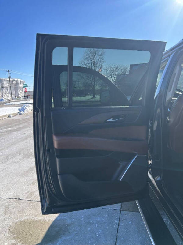 2019 Cadillac Escalade ESV Premium Luxury
