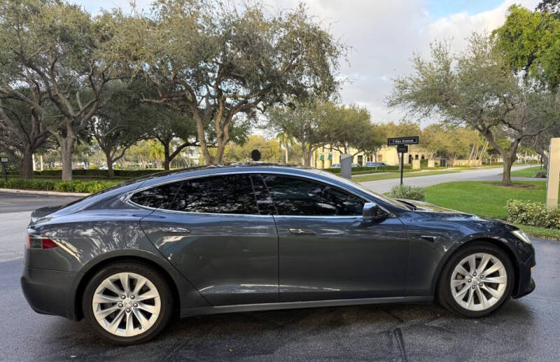 2017 Tesla Model S 90D