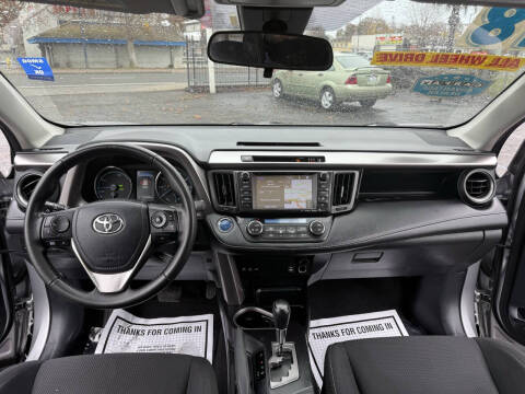 2018 Toyota RAV4 Hybrid XLE