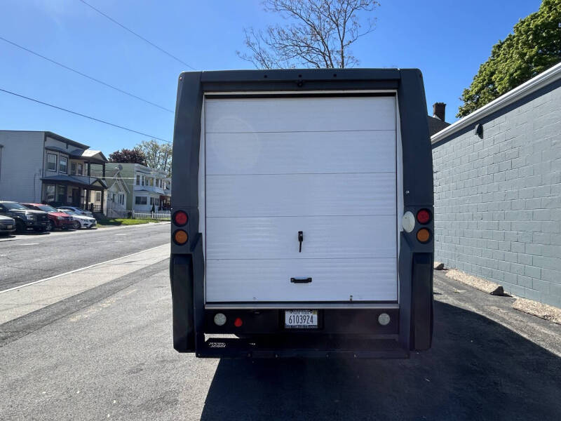 2017 Isuzu NPR