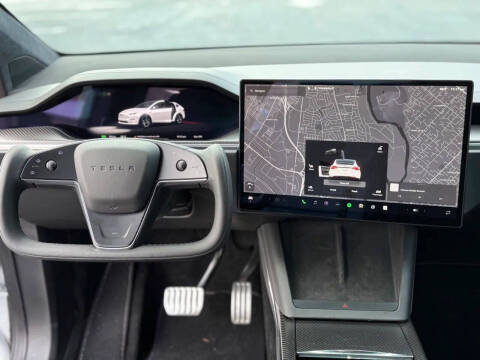 2022 Tesla Model X Plaid