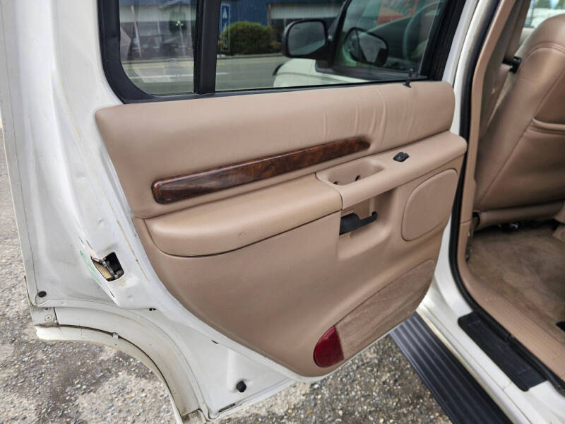 2000 Ford Explorer Limited