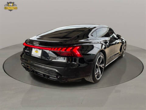 2022 Audi e-tron GT quattro Premium Plus