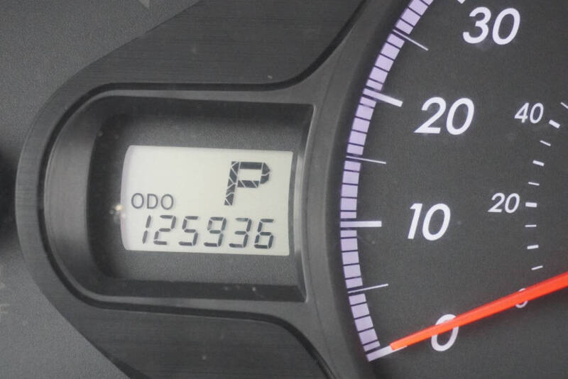 2013 Toyota Sienna LE 7-Passenger Auto Access Seat