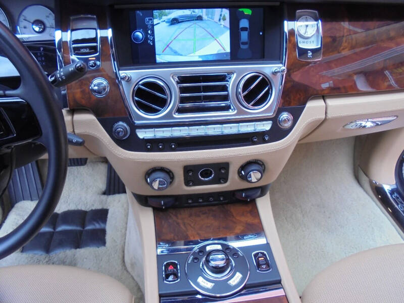 2011 Rolls-Royce Ghost Base photo 16