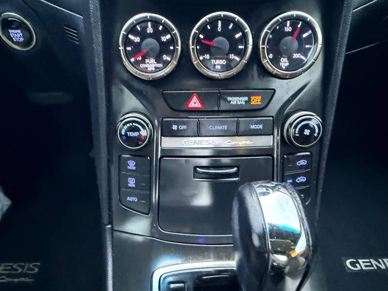 2013 Hyundai Genesis Coupe 2.0T Premium