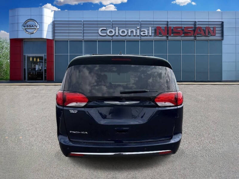 2018 Chrysler Pacifica Touring L