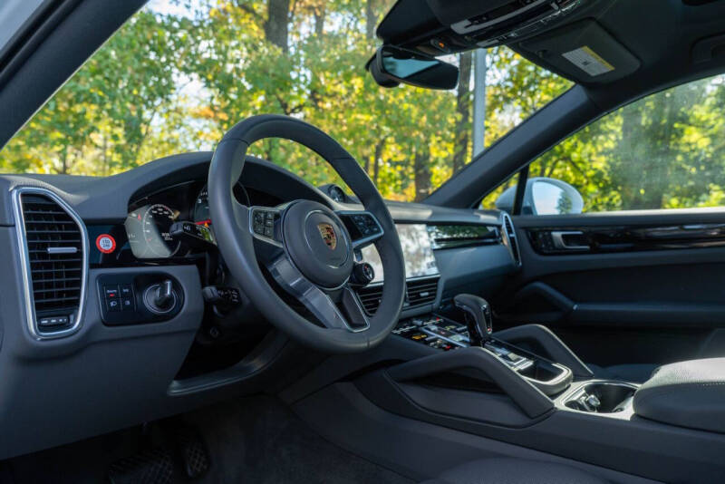 2023 Porsche Cayenne