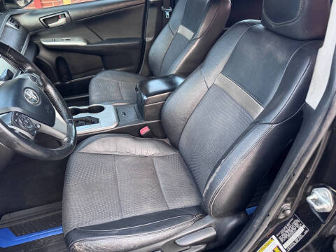 2013 Toyota Camry SE