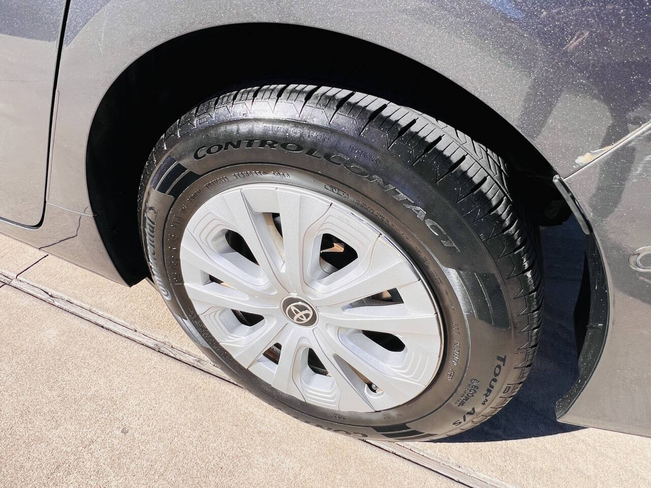 Used Car 2020 Toyota Prius  Le 4dr Hatchback For Sale Under $20,000 In Austin, Texas