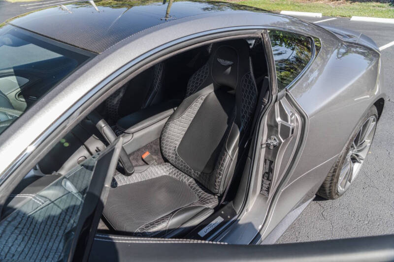 2014 Aston Martin Vanquish