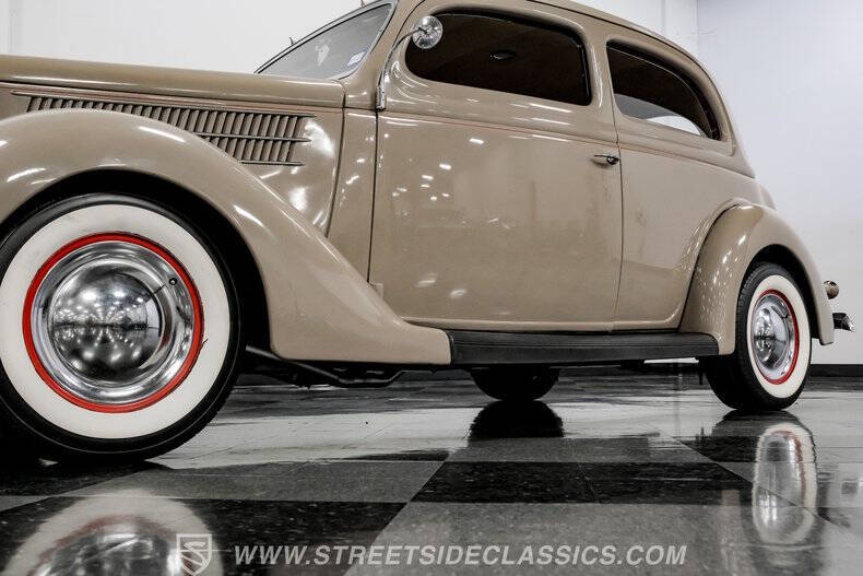 1936 Ford Tudor