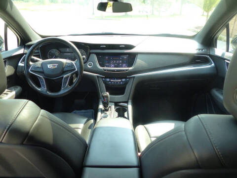 2020 Cadillac XT5 Premium Luxury