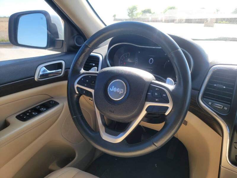 2017 Jeep Grand Cherokee Laredo E
