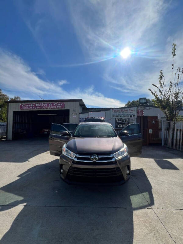 2018 Toyota Highlander LE