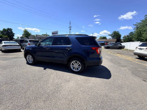 2016 Ford Explorer