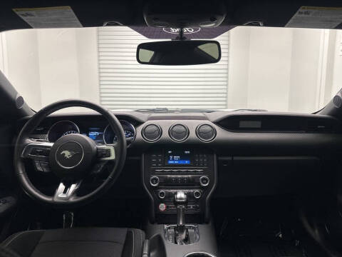 2017 Ford Mustang V6