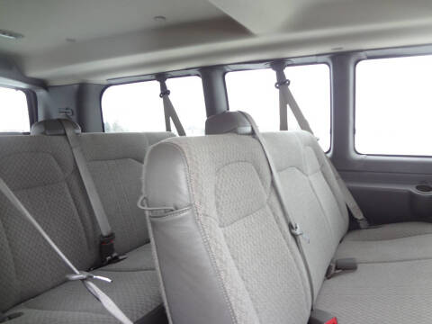 2017 Chevrolet Express LS 2500