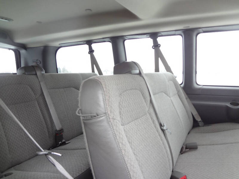 2017 Chevrolet Express LS 2500