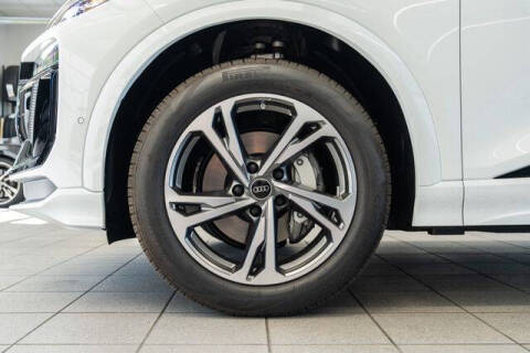 2027 Audi Q6 e-tron quattro Premium Plus