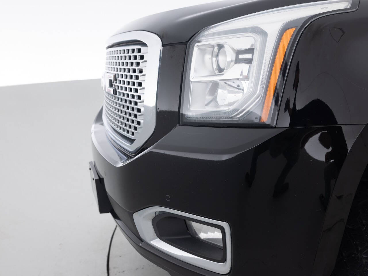 Used Car 2016 Gmc Yukon Xl  Denali 4x4 4dr Suv For Sale Under $25,000 In Coal City, Illinois