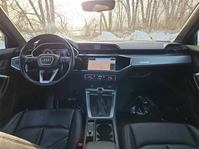 2021 Audi Q3 quattro S line Prem Plus 45 TFSI