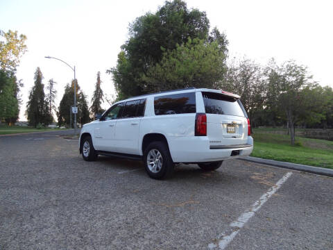 2017 Chevrolet Suburban LT