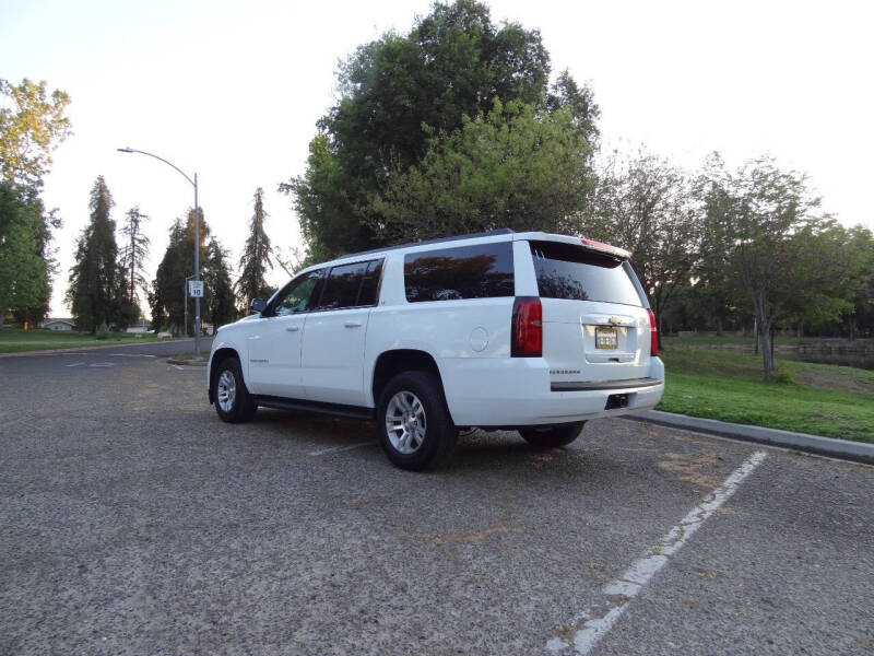 2017 Chevrolet Suburban LT