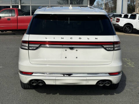 2022 Lincoln Aviator Black Label