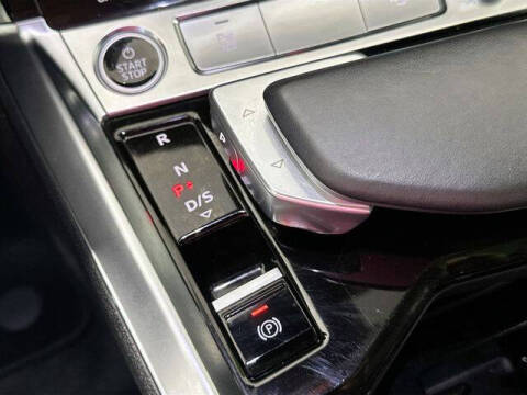 2023 Audi e-tron quattro Premium Plus