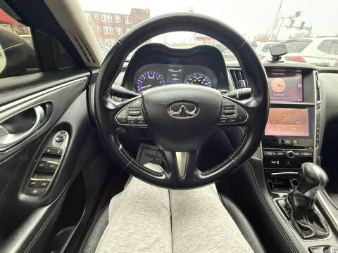 2015 Infiniti Q50