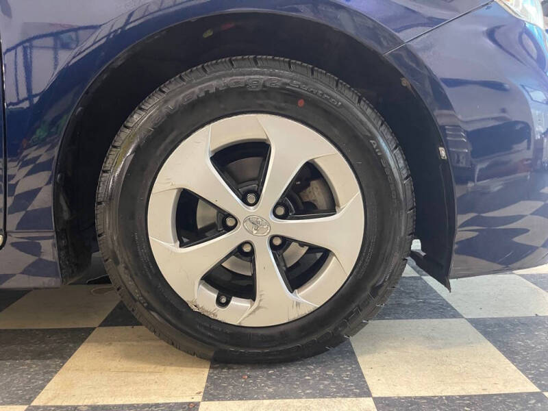 2015 Toyota Prius Three