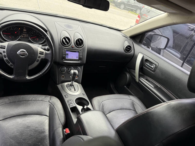 2013 Nissan Rogue SV