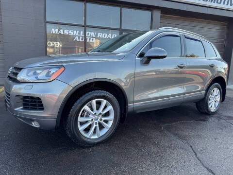 2014 Volkswagen Touareg V6 Sport